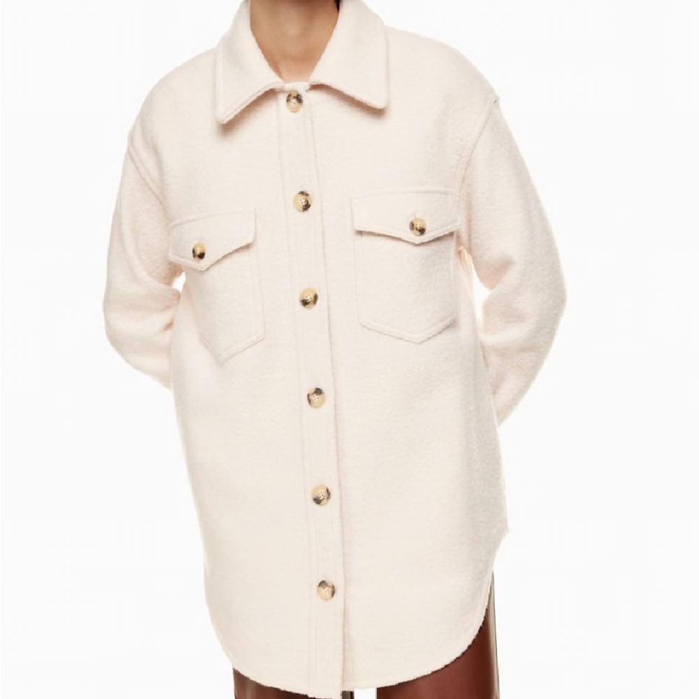 Wilfred Aritzia’s The Ganna wool shirt Cream Jacket